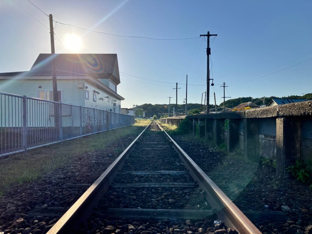 旧日高門別駅線路