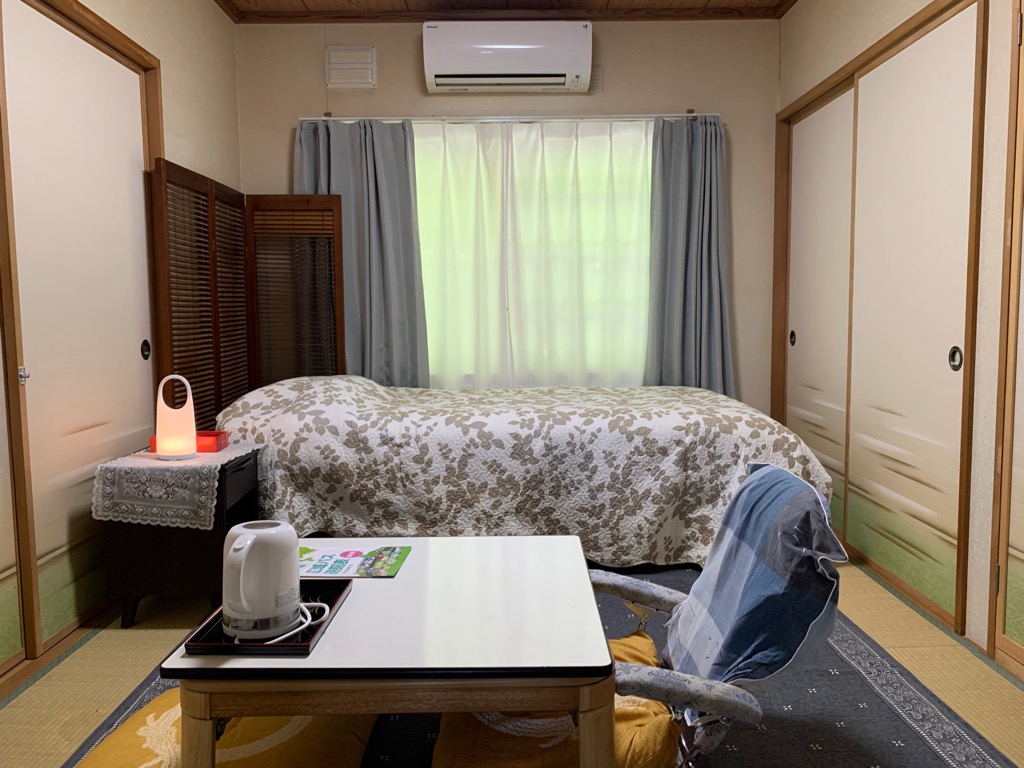 日高町とみくるマルシェ内観２